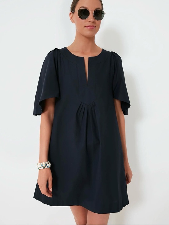 Pomander Place Dresses & Skirts - NWT Pomander Place Deep Navy Finley Flutter Sleeve Dress